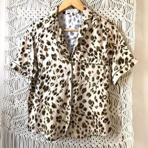 Heartloom animal print button up PJ top size XS
